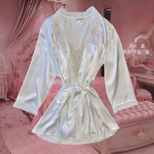 Vintage Slip and Robe Set